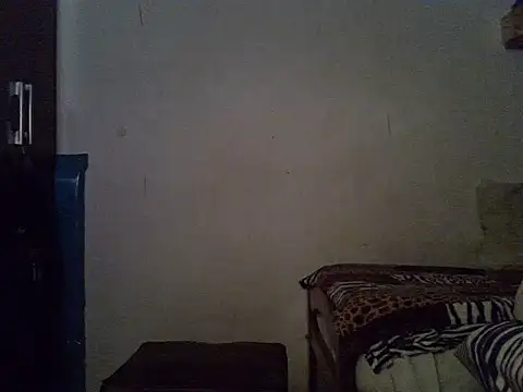 Snapshot of xxxlatino31 chatting on 01-11-26, 05:47 xxxlatino31 online show from 01-11-26, 05:47