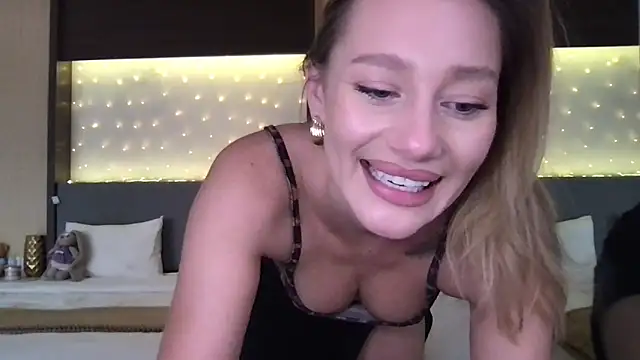 Snapshot of Stella_muse chatting on 03-01-26, 04:12 Stella muse online show from 03-01-26, 04:12