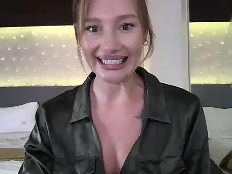 Stella muse online show from 03-21-26, 03:52