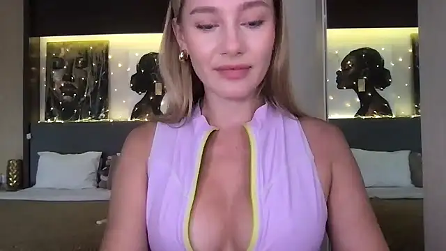 Snapshot of Stella_muse chatting on 01-17-26, 02:26 Stella muse online show from 01-17-26, 02:26