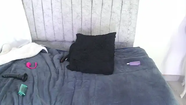 Fernandathxxx online show from 04-11-26, 07:45