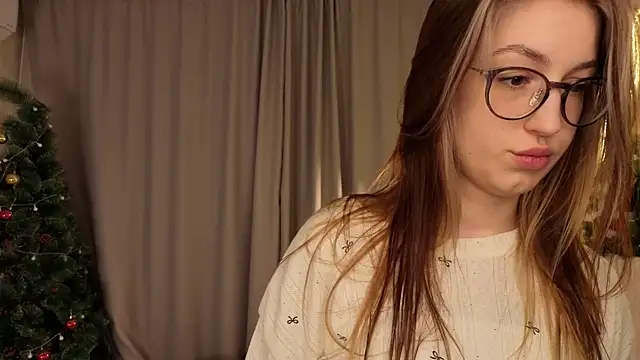 NicolaHulse online show from 01-15-26, 04:38