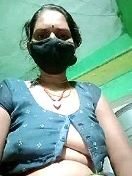 Snapshot of Ravina9696 chatting on 08-03-26, 11:09 Ravina9696 online show from 08-03-26, 11:09