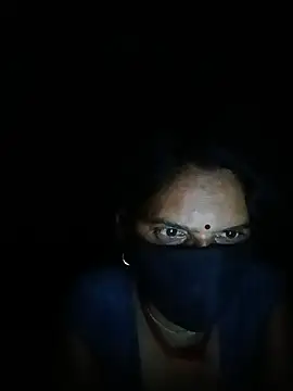 Snapshot of Ravina9696 chatting on 07-25-26, 07:31 Ravina9696 online show from 07-25-26, 07:31