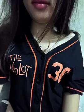 Dorea-mon online show from 04-16-26, 09:39