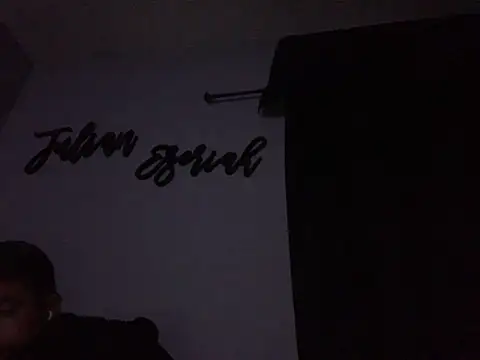 Snapshot of xxxnightcam-00 chatting on 01-11-26, 09:05 xxxnightcam-00 online show from 01-11-26, 09:05