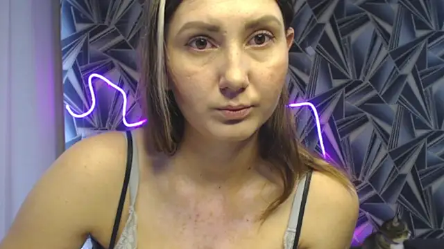 NikkiKiss    online show from 05-22-26, 01:03