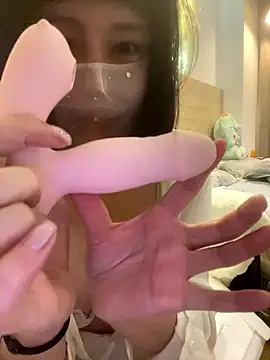 Mia-zhan online show from 01-18-26, 09:51