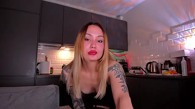 JessicaBeverly  online show from 02-07-26, 06:49