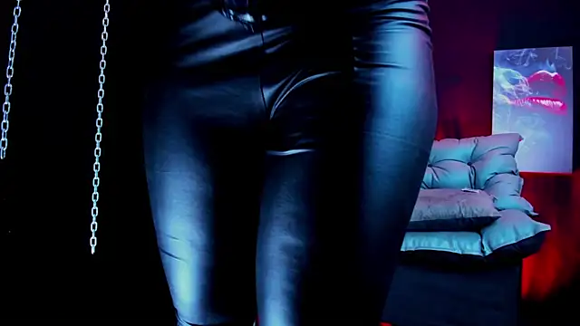 LucyStonne online show from 04-01-26, 12:06