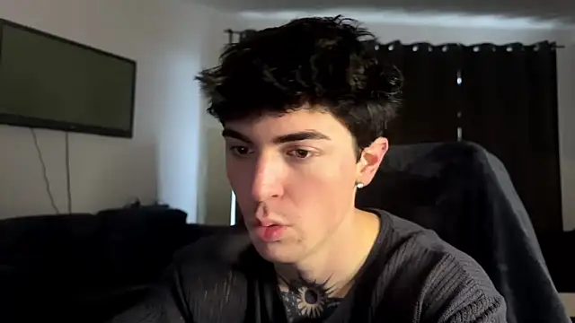 LiamFoster online show from 01-18-26, 01:14