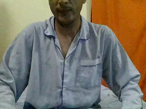 Snapshot of CalmDesire chatting on 01-15-26, 02:04 CalmDesire online show from 01-15-26, 02:04