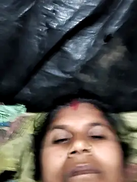 Hot di97 online show from 02-16-26, 08:07