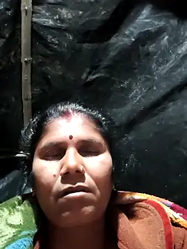 Hot di97 online show from 02-13-26, 08:42