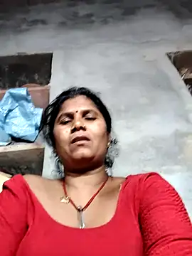 Hot di97 online show from 05-05-26, 07:55