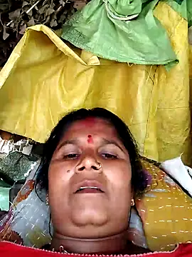 Snapshot of Hot_di97 chatting on 06-29-26, 11:10 Hot di97 online show from 06-29-26, 11:10