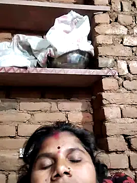 Hot di97 online show from 02-15-26, 10:30