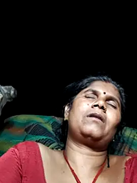 Snapshot of Hot_di97 chatting on 06-20-26, 02:44 Hot di97 online show from 06-20-26, 02:44