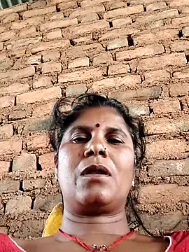 Snapshot of Hot_di97 chatting on 06-11-26, 03:03 Hot di97 online show from 06-11-26, 03:03