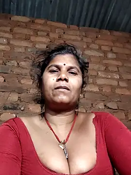 Hot di97 online show from 04-18-26, 08:53