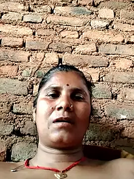 Hot di97 online show from 04-09-26, 08:53