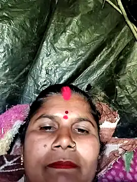 Hot di97 online show from 02-07-26, 08:22