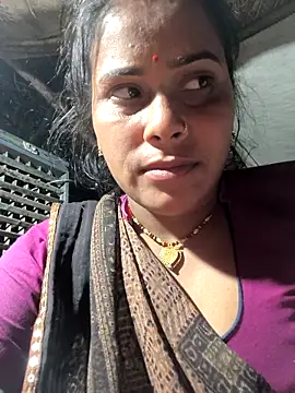 Snapshot of Hot_bh64 chatting on 01-19-26, 04:33 Hot bh64 online show from 01-19-26, 04:33