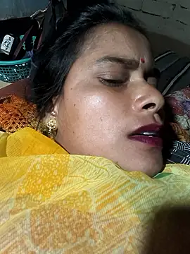 Snapshot of Hot_bh64 chatting on 01-13-26, 05:28 Hot bh64 online show from 01-13-26, 05:28