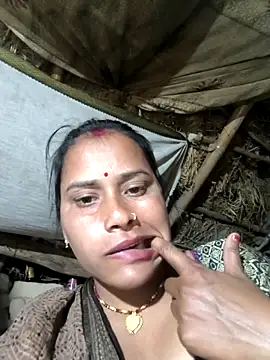 Snapshot of Hot_bh64 chatting on 02-13-26, 01:22 Hot bh64 online show from 02-13-26, 01:22