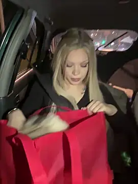 AlyssaFoxx  online show from 02-07-26, 07:00