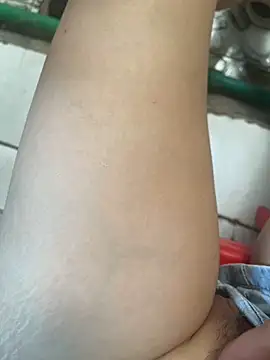 Bebun online show from 04-17-26, 03:42