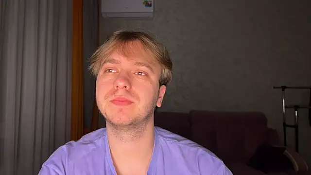 Snapshot of HairyVit chatting on 01-11-26, 03:08 HairyVit online show from 01-11-26, 03:08