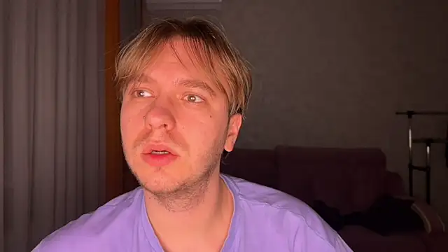 Snapshot of HairyVit chatting on 01-12-26, 10:47 HairyVit online show from 01-12-26, 10:47