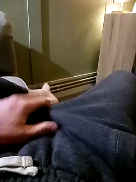 Hertsguy1984 online show from 04-13-26, 11:31