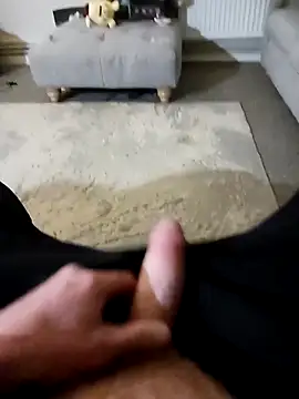 Hertsguy1984 online show from 03-26-26, 12:53