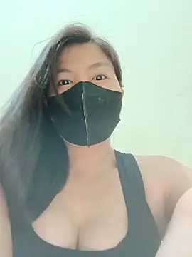 Snapshot of Lyly-68688 chatting on 06-17-26, 12:54 Lyly-68688 online show from 06-17-26, 12:54