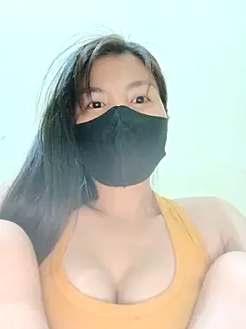 Snapshot of Lyly-68688 chatting on 02-22-26, 02:52 Lyly-68688 online show from 02-22-26, 02:52