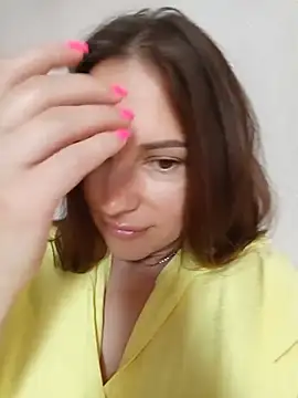 She-Moon online show from 06-10-26, 06:25