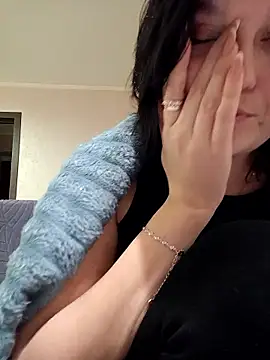 VelvetQueenXx online show from 01-14-26, 09:40