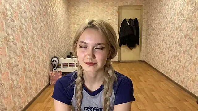 Snapshot of BerneiiceNases chatting on 01-17-26, 03:15 BerneiiceNases online show from 01-17-26, 03:15