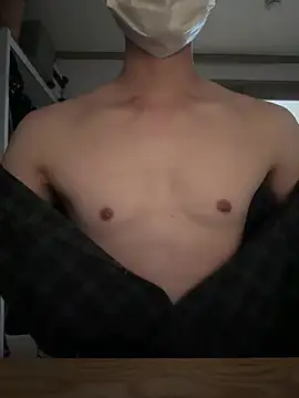 Snapshot of Alexkimsumin chatting on 05-30-26, 04:45 Alexkimsumin online show from 05-30-26, 04:45