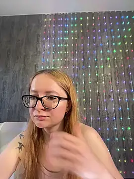 coy girl  online show from 03-20-26, 12:17