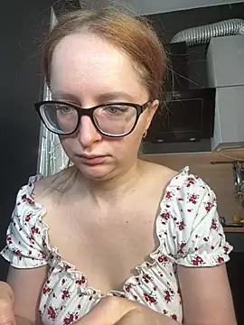 coy girl  online show from 02-19-26, 11:07