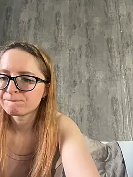 coy girl  online show from 04-22-26, 10:22