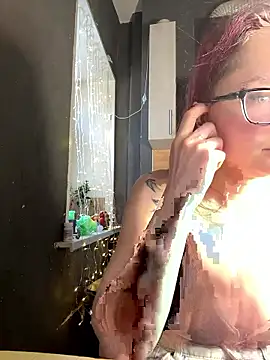 Snapshot of coy_girl_ chatting on 01-15-26, 11:35 coy girl online show from 01-15-26, 11:35