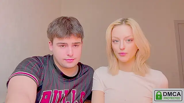 your molly mark  online show from 03-25-26, 01:43