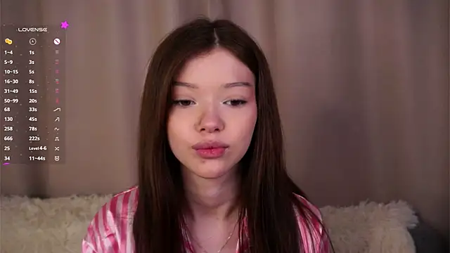 Snapshot of DortheySilagy chatting on 01-14-26, 06:33 DortheySilagy online show from 01-14-26, 06:33