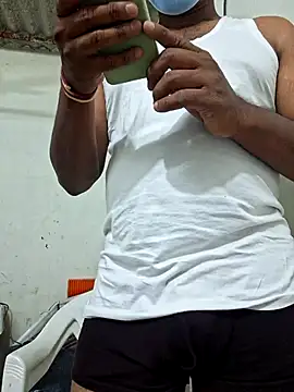 Snapshot of Kanna5115 chatting on 02-14-26, 11:10 Kanna5115 online show from 02-14-26, 11:10