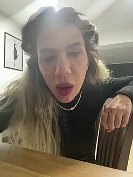 Missolevelvet online show from 02-09-26, 10:52