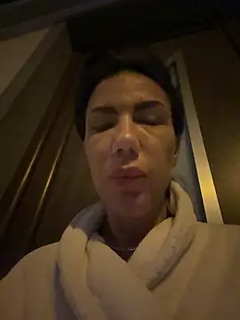 Missolevelvet online show from 02-11-26, 01:49